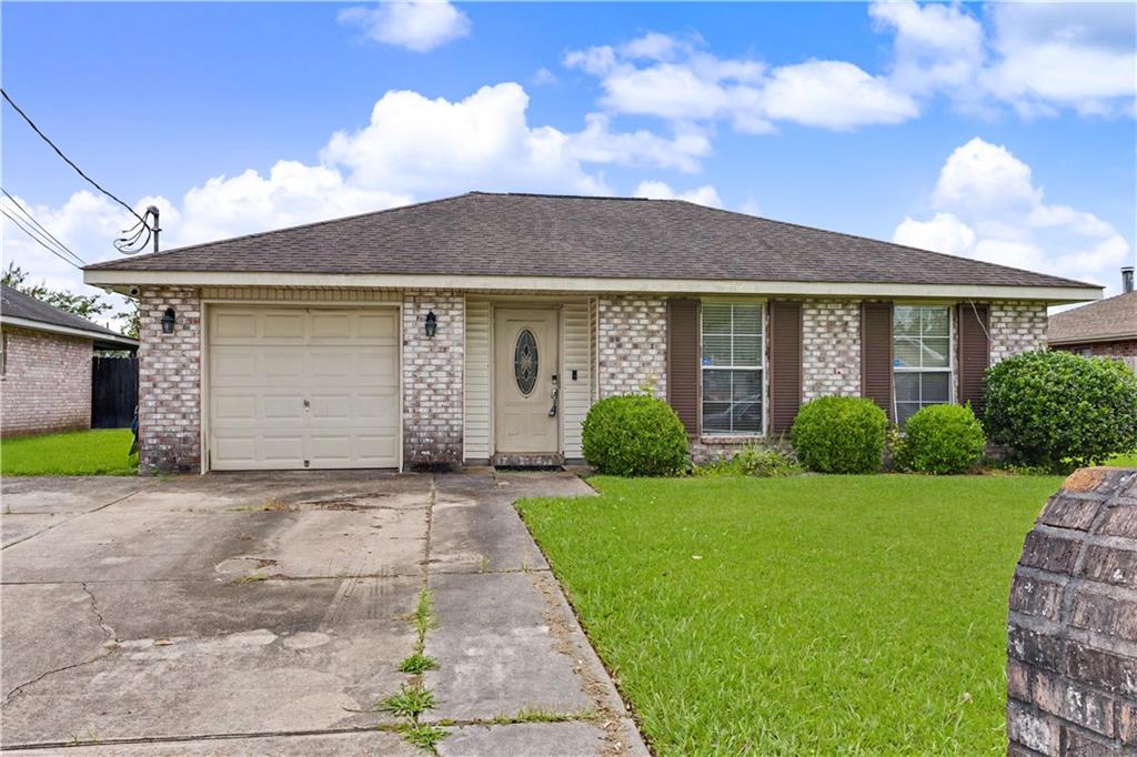 49 DIANNE Drive