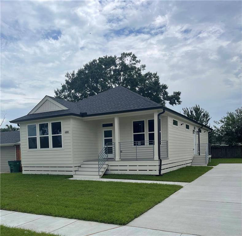 680 HUNTERBROOK Drive