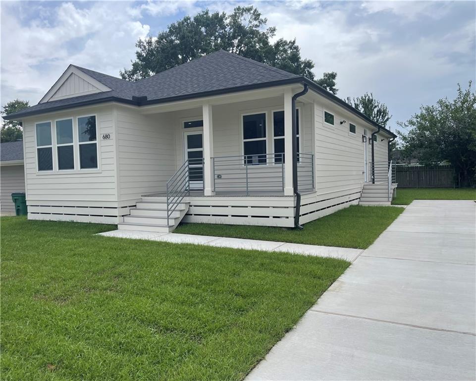 680 HUNTERBROOK Drive