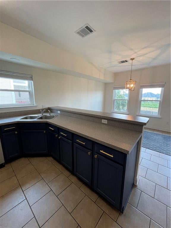 24 HOUMAS Place A