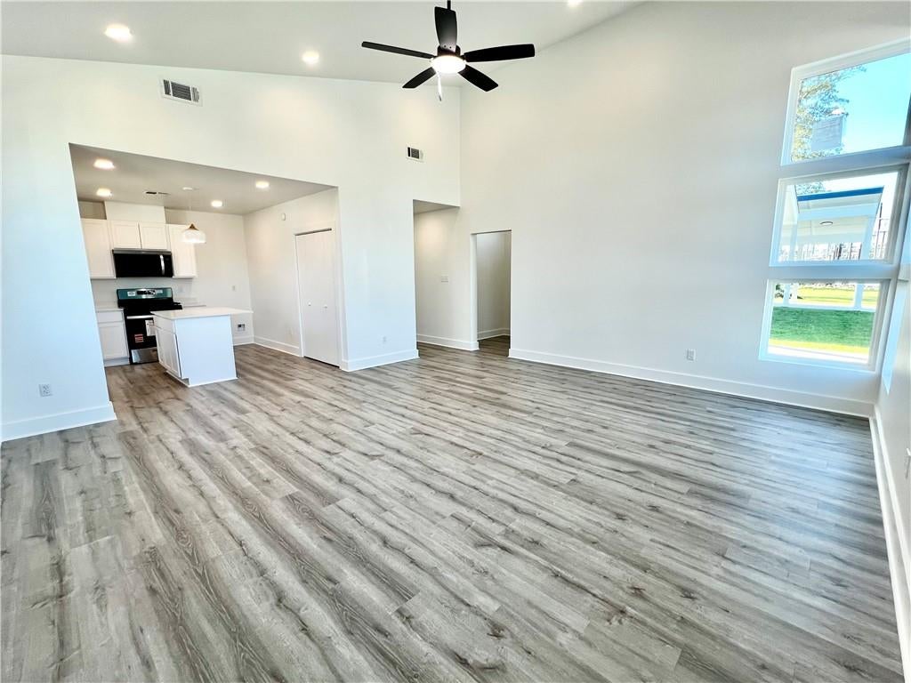 1028 PIN OAK Drive