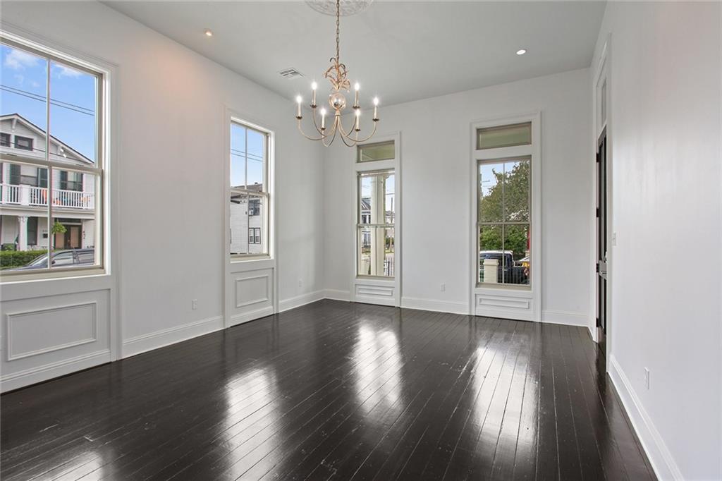 4133 35 IBERVILLE Street