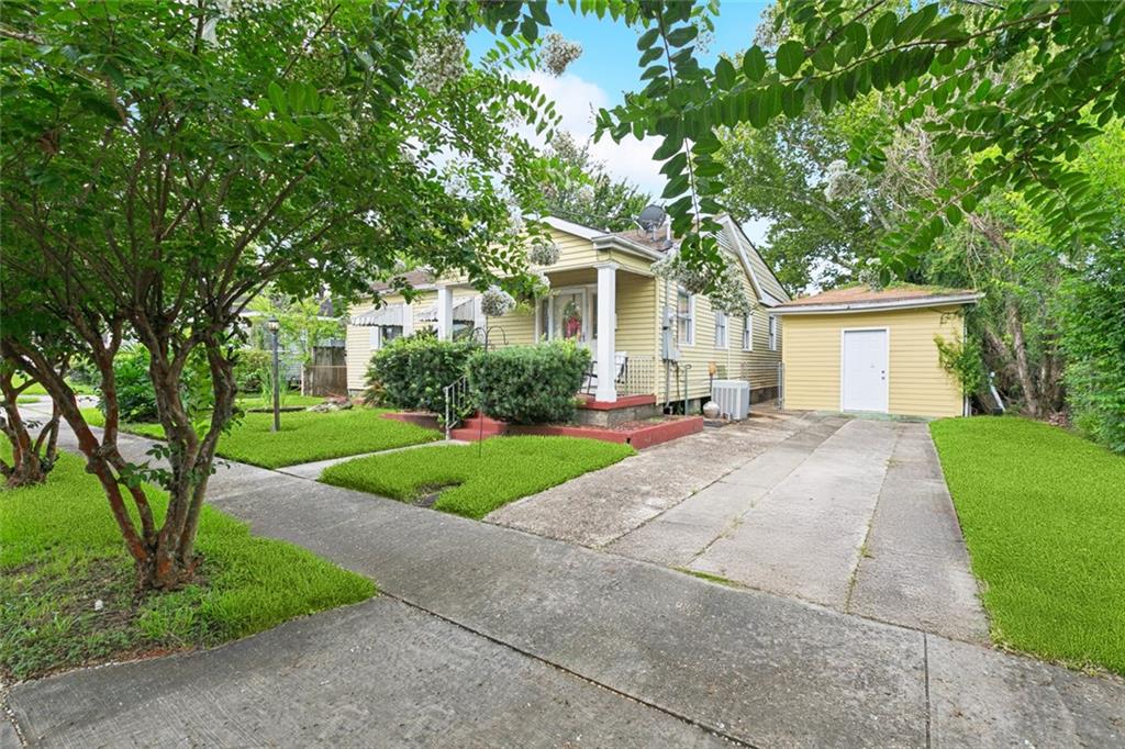 1012 LURLINE Drive