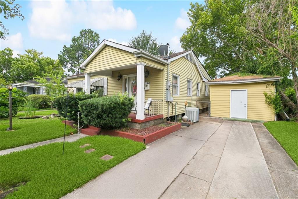 1012 LURLINE Drive