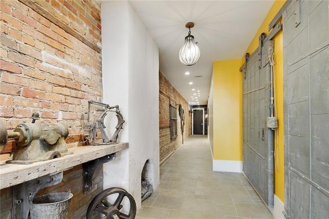 New Orleans, Louisiana 70130, United States, 1 Bedroom Bedrooms, ,1 BathroomBathrooms,Residential,Pending,54199