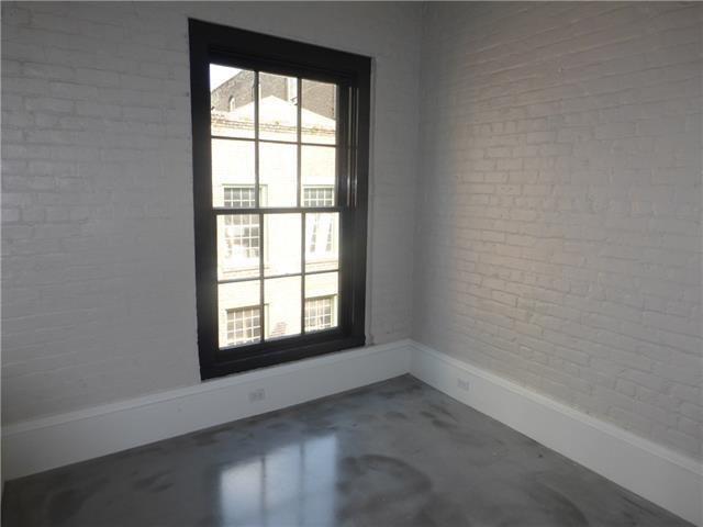 New Orleans, Louisiana 70130, United States, 1 Bedroom Bedrooms, ,1 BathroomBathrooms,Residential,Pending,54199