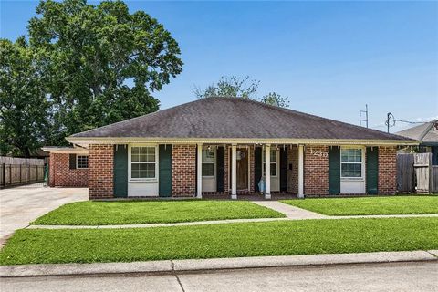 Photo of 1230 AURORA Avenue, Metairie, LA 70005 (MLS # 2551527)