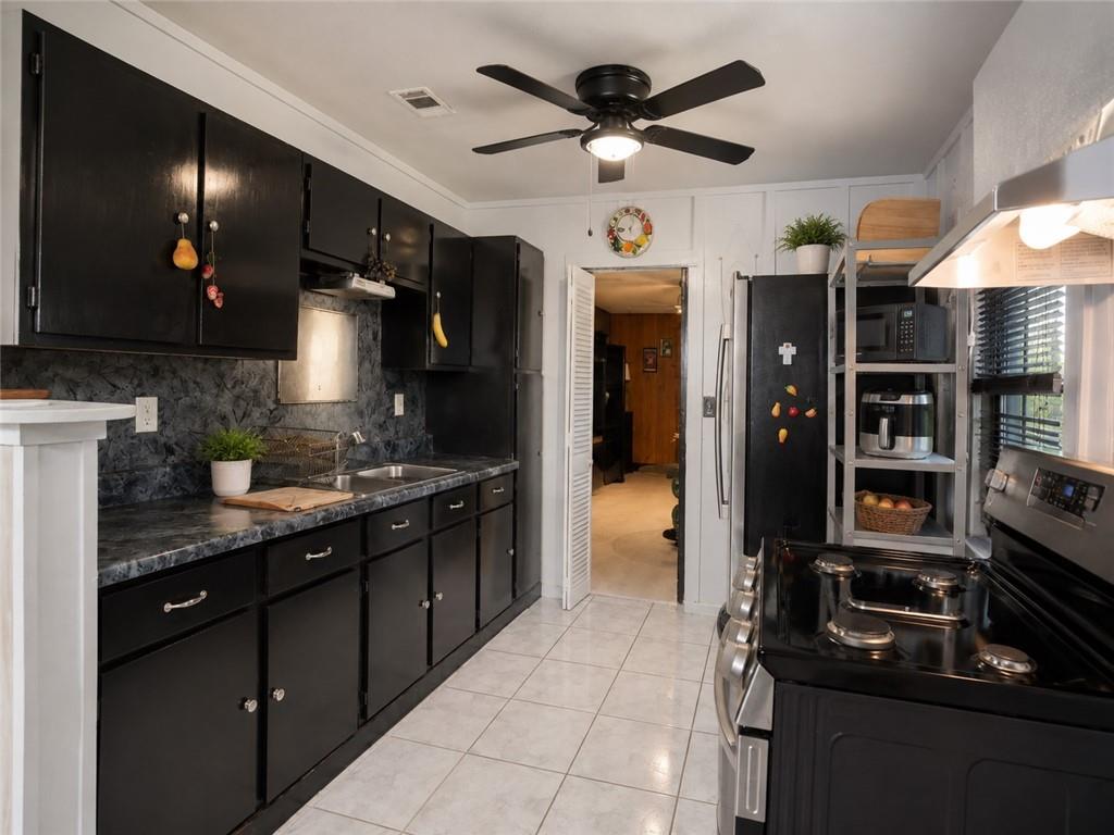 1702 TITA Street