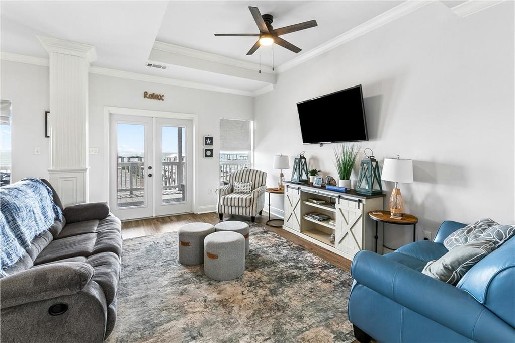 25314 CHEF MENTEUR Highway