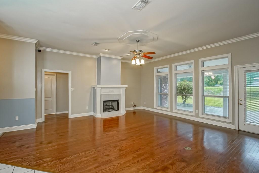125 COTTAGE Drive