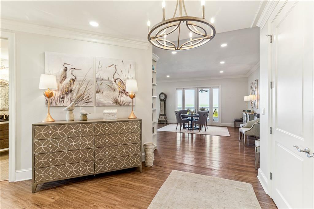 232 LAKE MARINA Avenue 10D