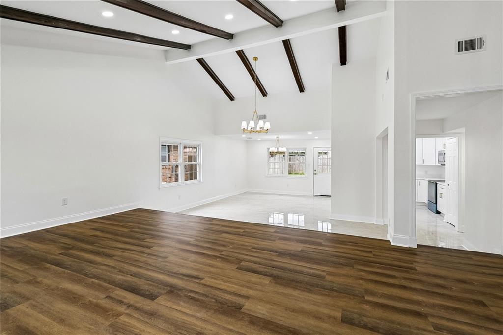 409 LYNNMEADE Road