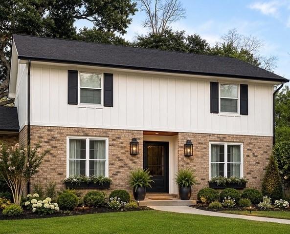 945 WINONA Drive