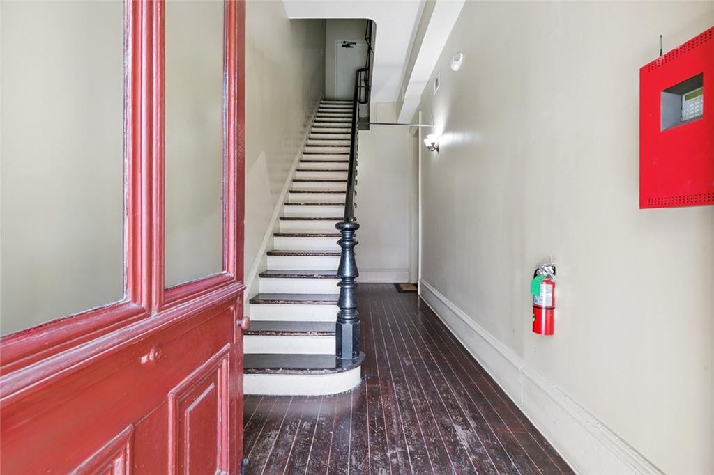 1329 ST ANDREW Street 12