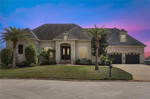 Photo of 508 LOGAN ISLAND Court, Slidell, LA 70458 (MLS # 2544976)