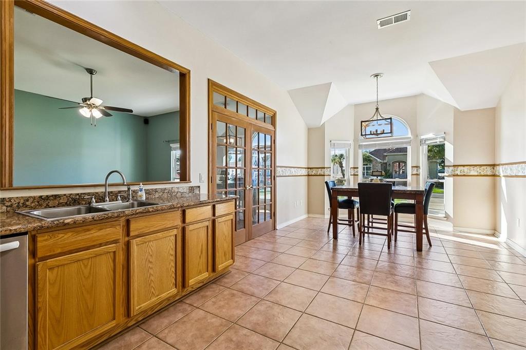 5236 RICHLAND Drive
