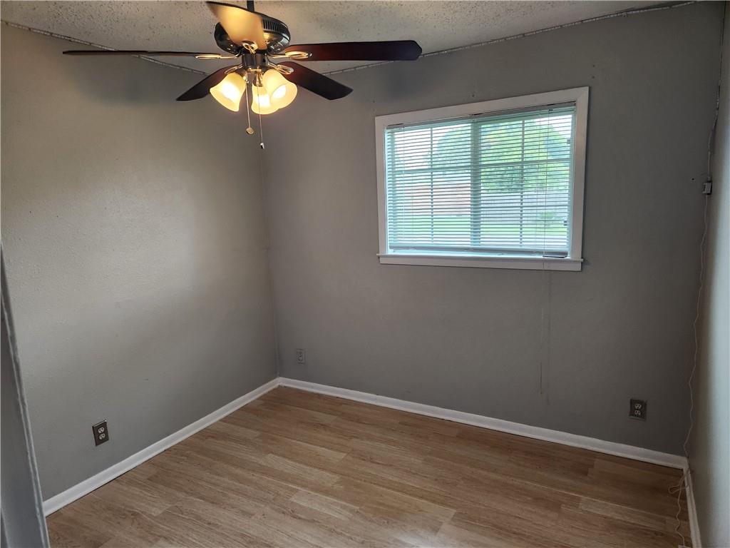 2124 S BUTTERFLY Circle