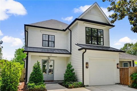 Photo of 163 LABARRE Drive, Metairie, LA 70001 (MLS # 2553972)