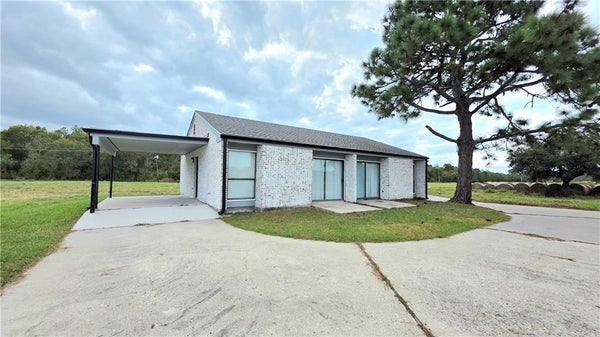 236 F EDWARD HEBERT BLVD, BELLE CHASSE, LA 70037 - Image 8e045b26facb5fb69478fe507e835421/1510519695