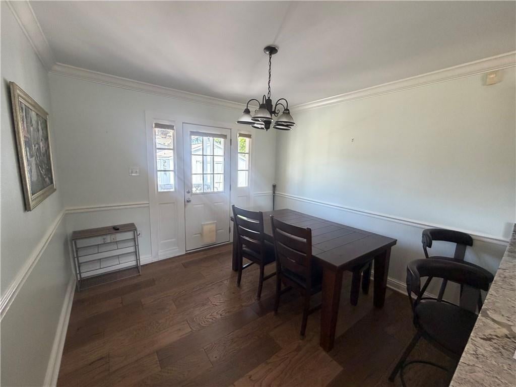 21 SAN CARLOS Avenue