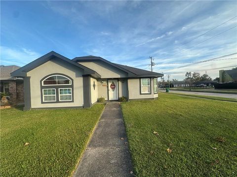 2700 CONCORDIA Drive La Place LA 70068