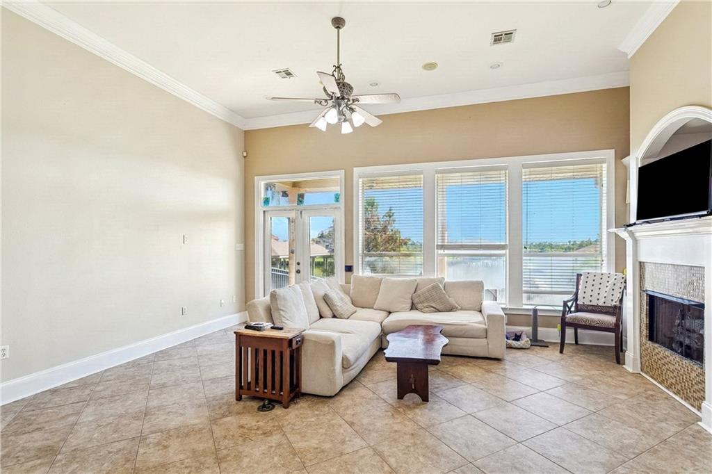 1466 ROYAL PALM Drive