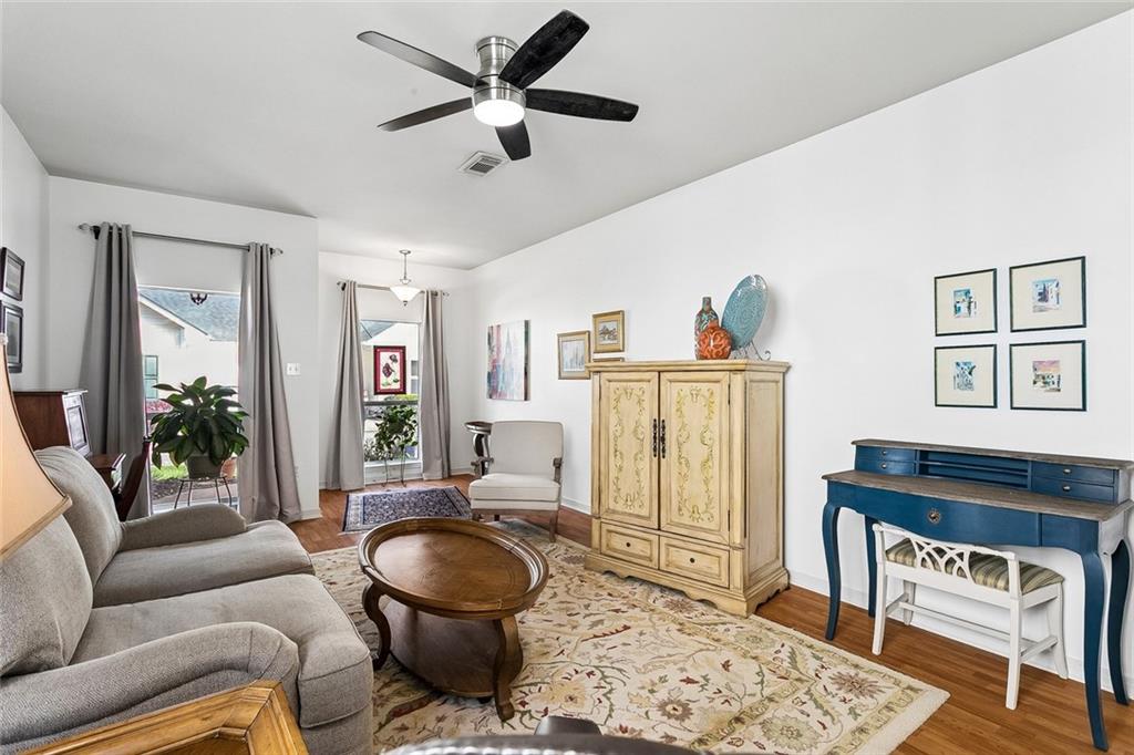 2085 DUNDEE LOOP NORTH