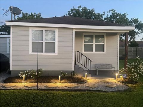 1264 FOY Street New Orleans LA 70122