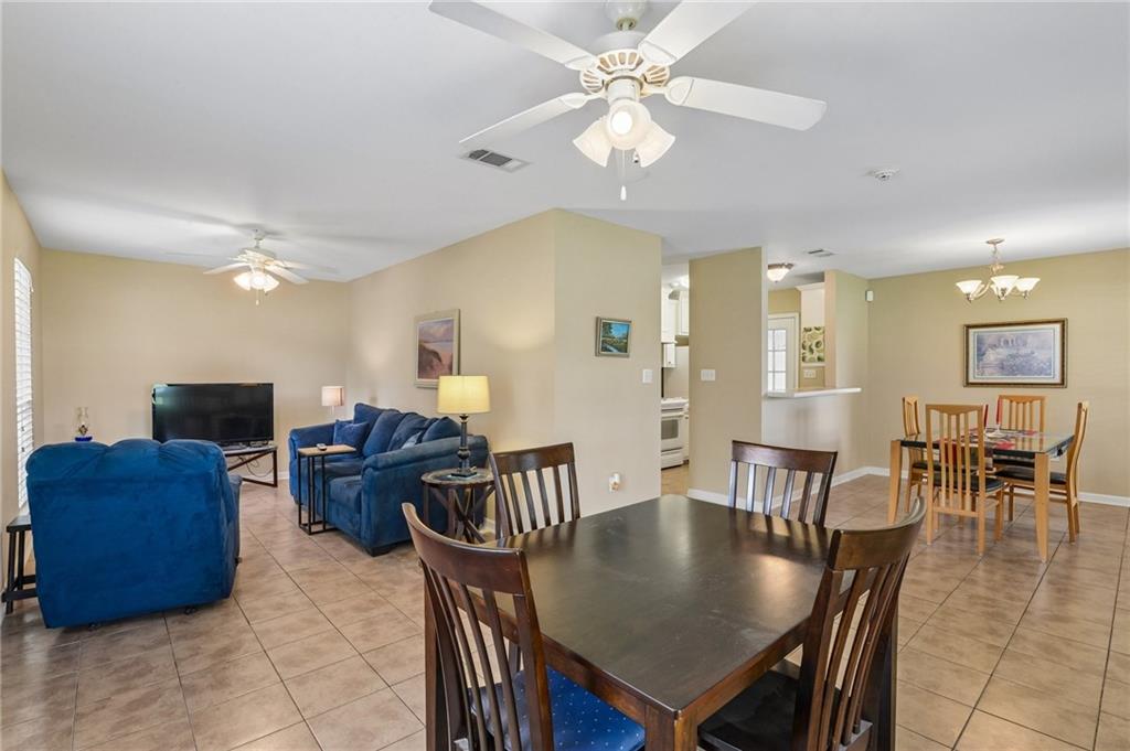 484 S 2ND Street