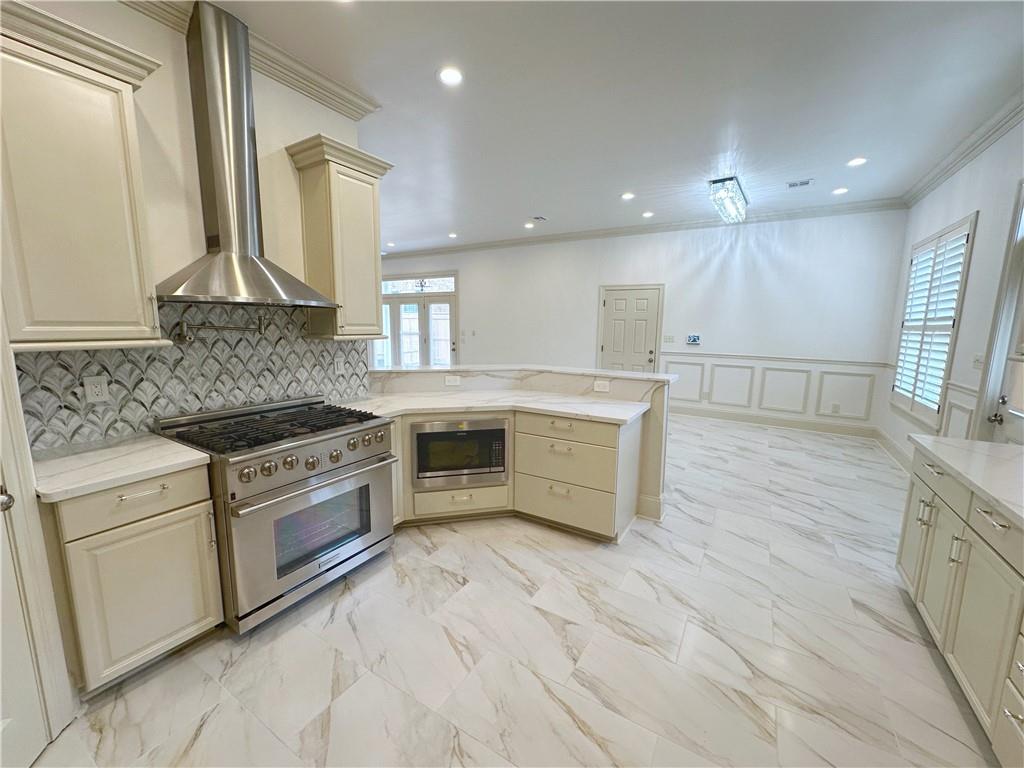 701 METAIRIE LAWN Drive