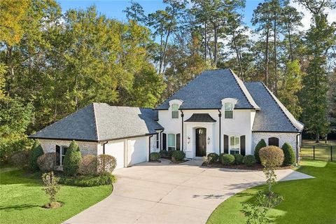 680 MILLIKENS Bend Covington LA 70433