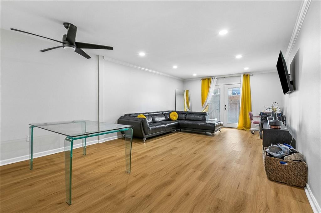 2509 GIUFFRIAS Avenue 515