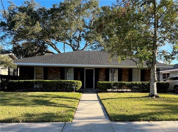 10121 FLORENCE Court River Ridge LA 70123