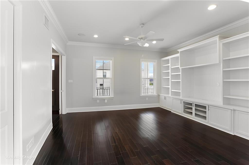 New Orleans, Louisiana 70124, United States, 5 Bedrooms Bedrooms, ,3 BathroomsBathrooms,Residential,Active,54092