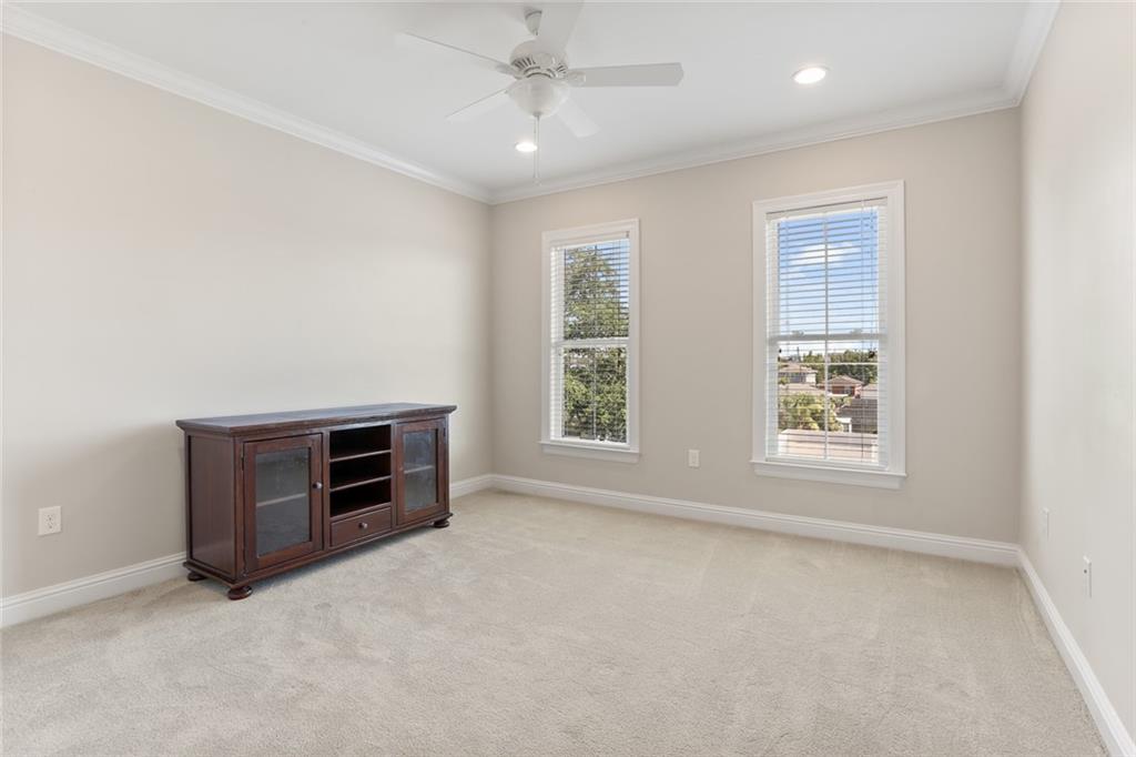 New Orleans, Louisiana 70124, United States, 5 Bedrooms Bedrooms, ,3 BathroomsBathrooms,Residential,Active,54092