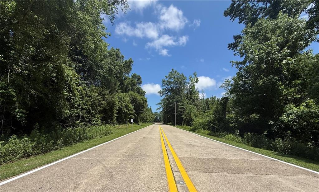 NORTH OAKS Drive