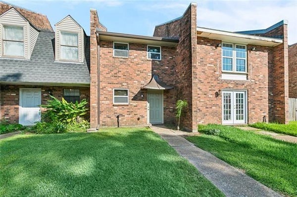 307 ORMOND MEADOWS DR # C, DESTREHAN, LA 70047 - Image 8fa5f23ce98dfa2ec46e3b77085e57ff/3208890797
