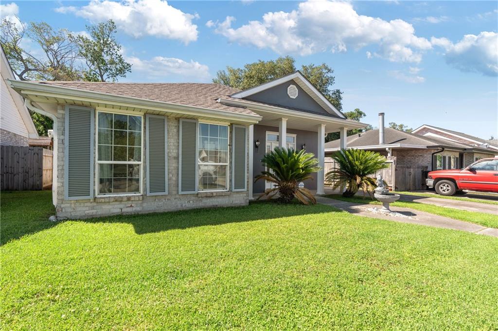 2900 MEADOW Drive