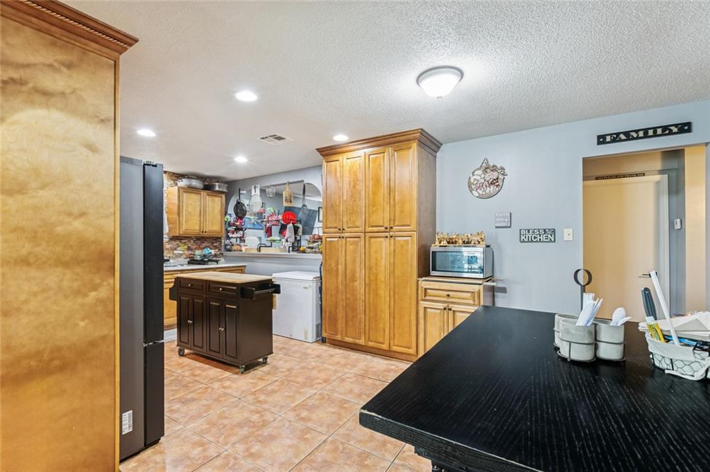 4966 GALLIER Drive