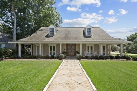 Photo of 57 MAGNOLIA RIDGE Drive, Madisonville, LA 70447 (MLS # 2562242)