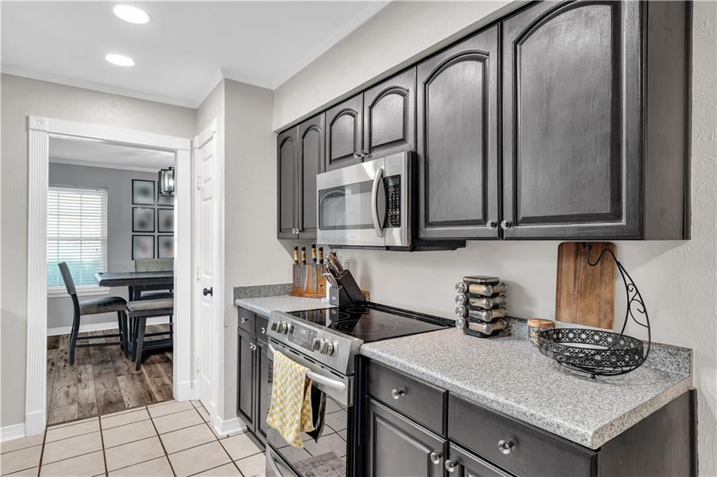 214 DIANNE Drive