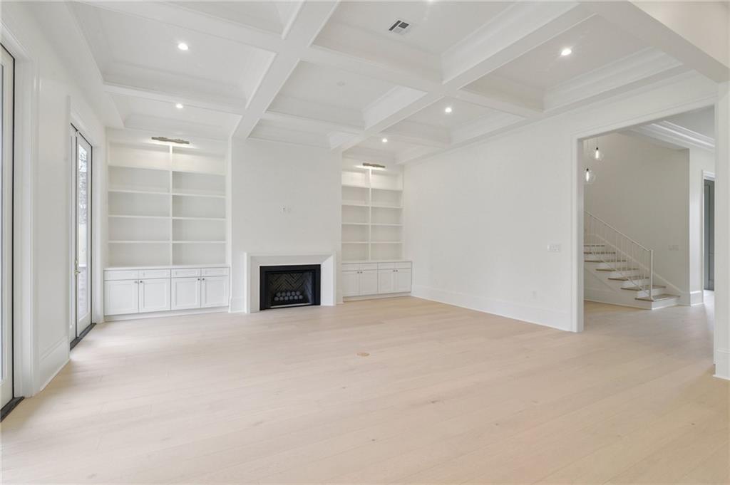 3620 CHESTNUT Street