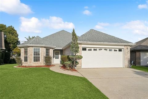 425 CHARLES Court Slidell LA 70458