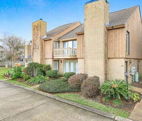 84 ORMOND Place Destrehan LA 70047