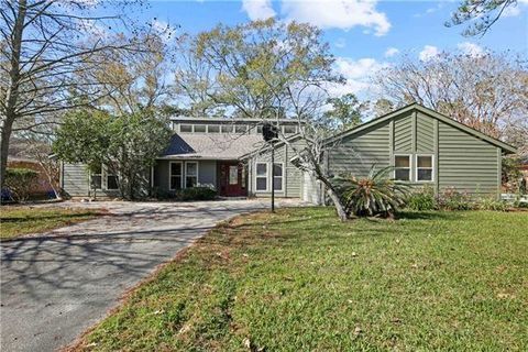 17 COLONY TRAIL Drive Mandeville LA 70448