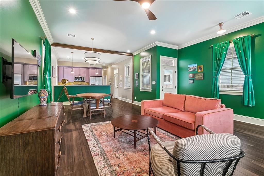 2058 CHIPPEWA Street