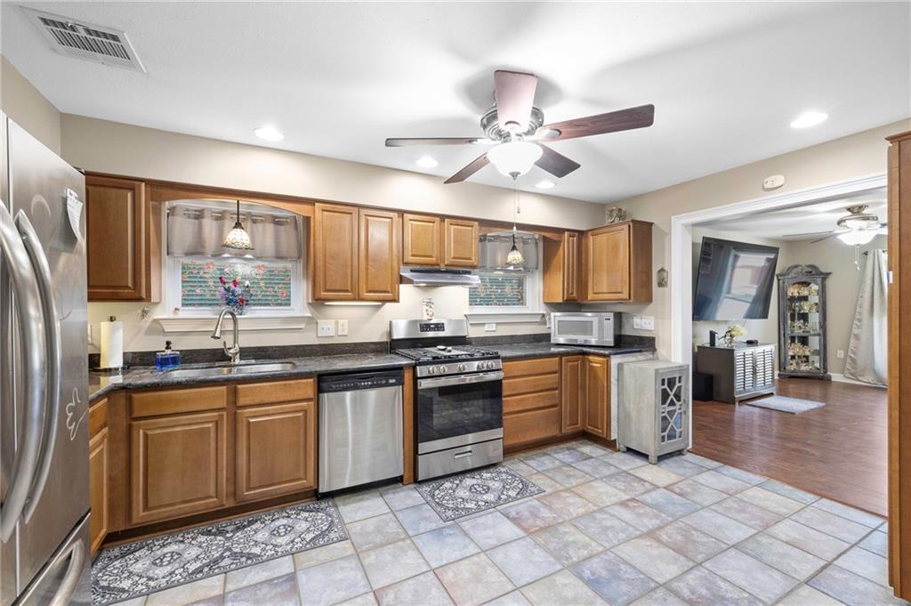 8412 COLONEL Drive