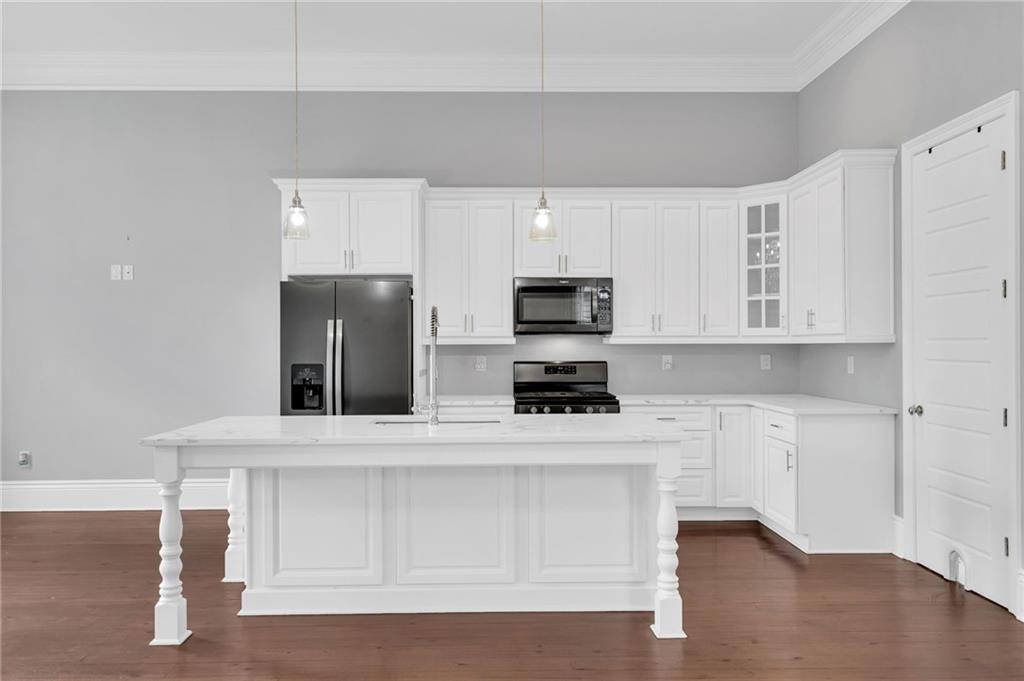 2540 SAINT ANN Street