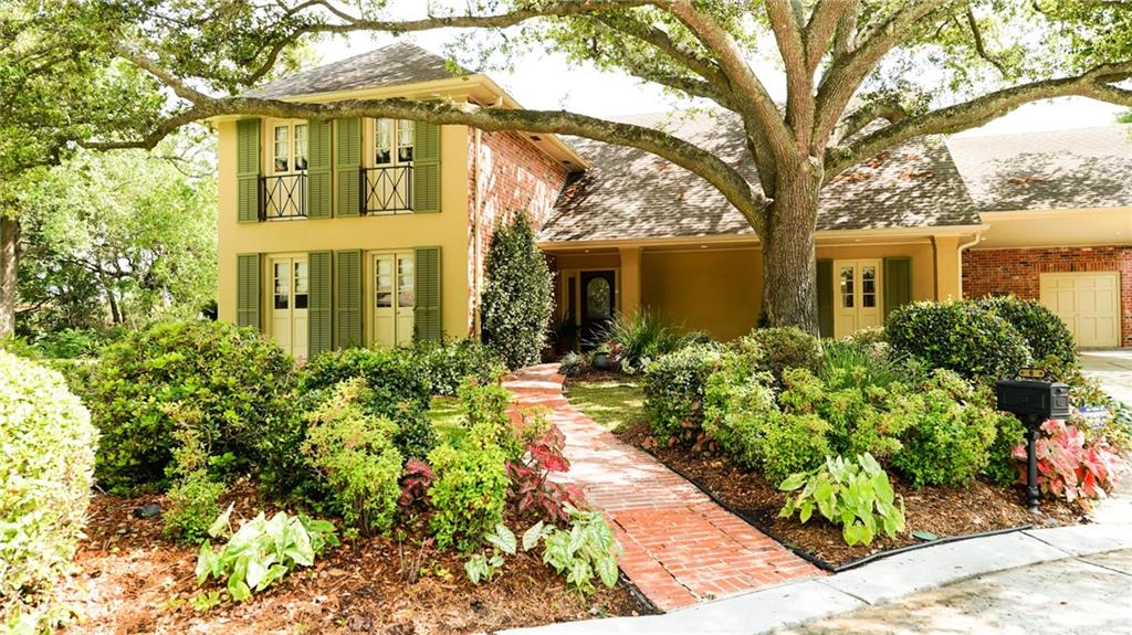 6 MARY RIDGE Court