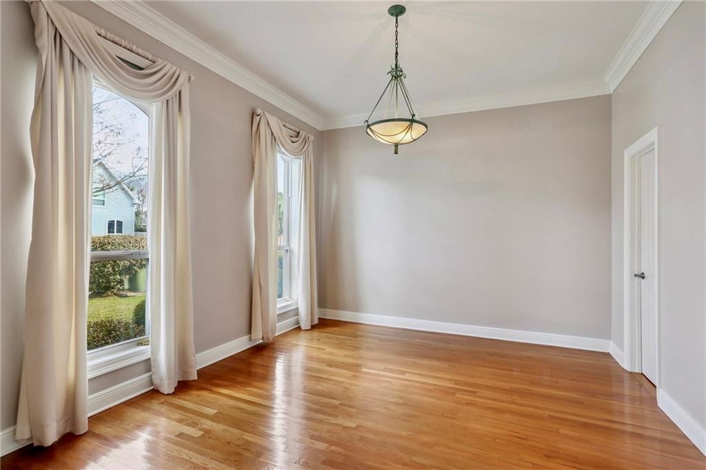 4413 RUE PLACE PONTCHARTRAIN Place